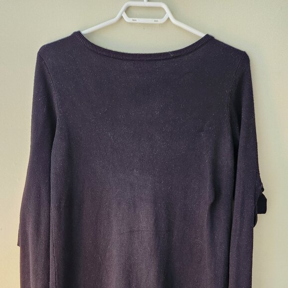 Classic Knit little Black Dress with Cut-Out Bow on the Sleeves - Picture 2 of 2